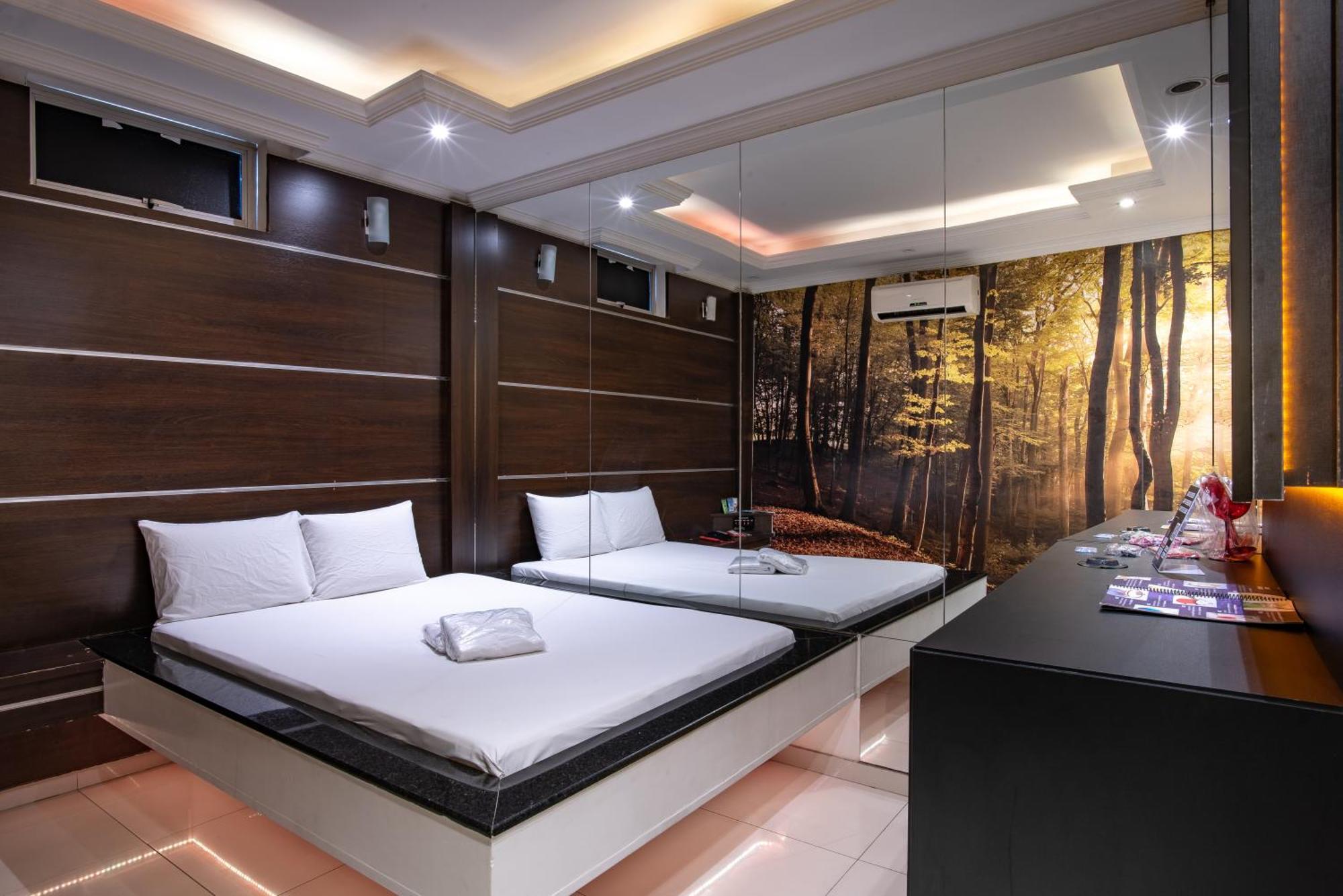 Motel Fantasy 2 (Adults Only) Contagem Ngoại thất bức ảnh