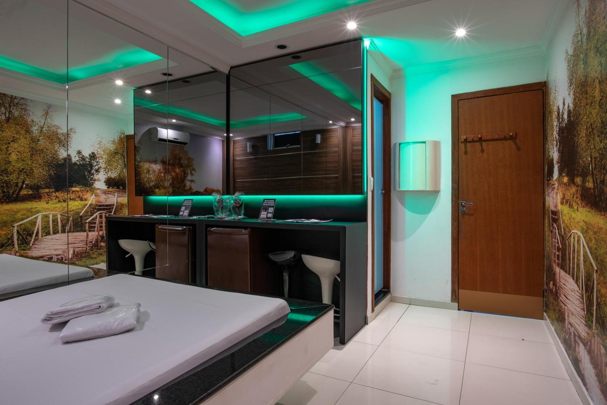Motel Fantasy 2 (Adults Only) Contagem Ngoại thất bức ảnh