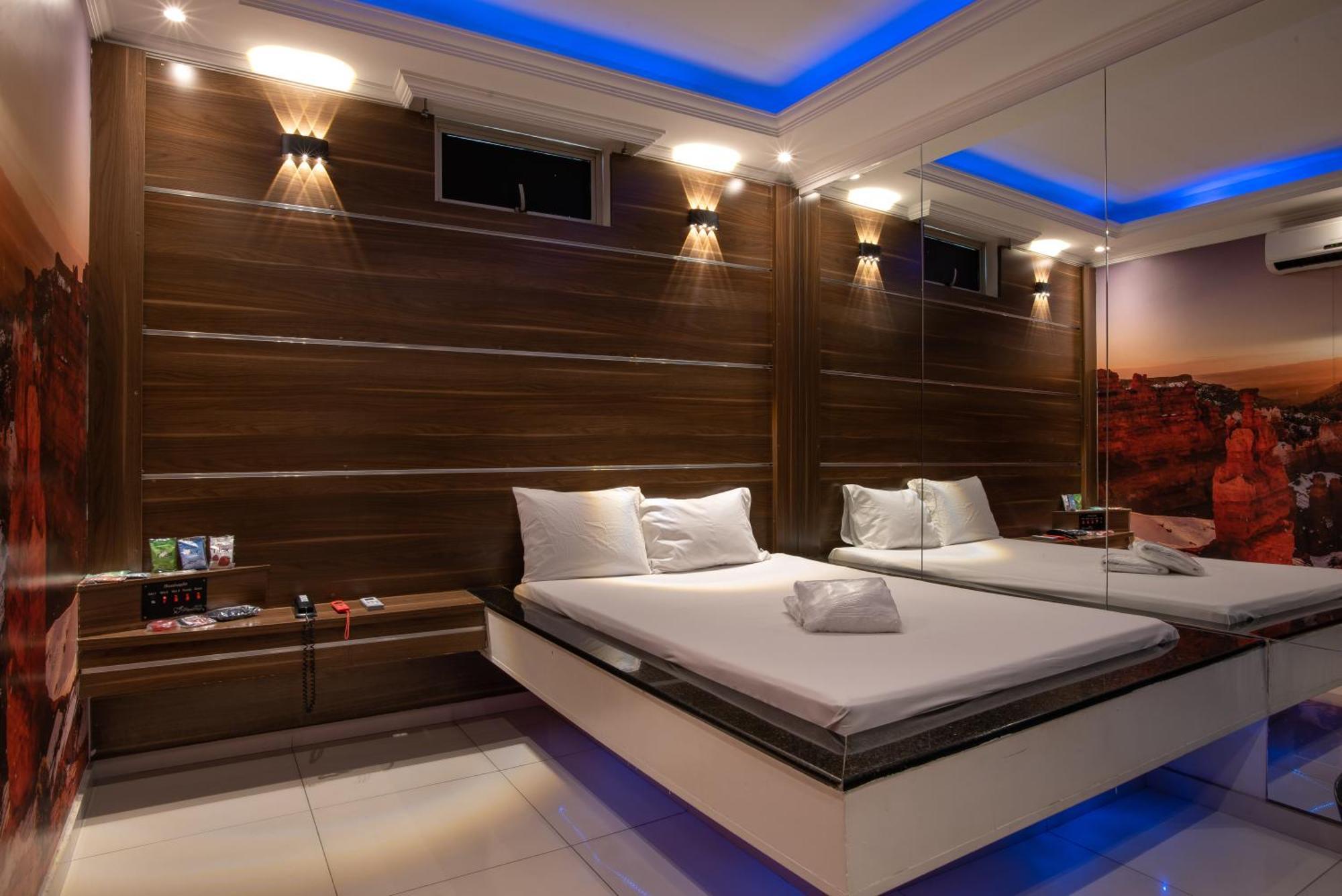 Motel Fantasy 2 (Adults Only) Contagem Ngoại thất bức ảnh