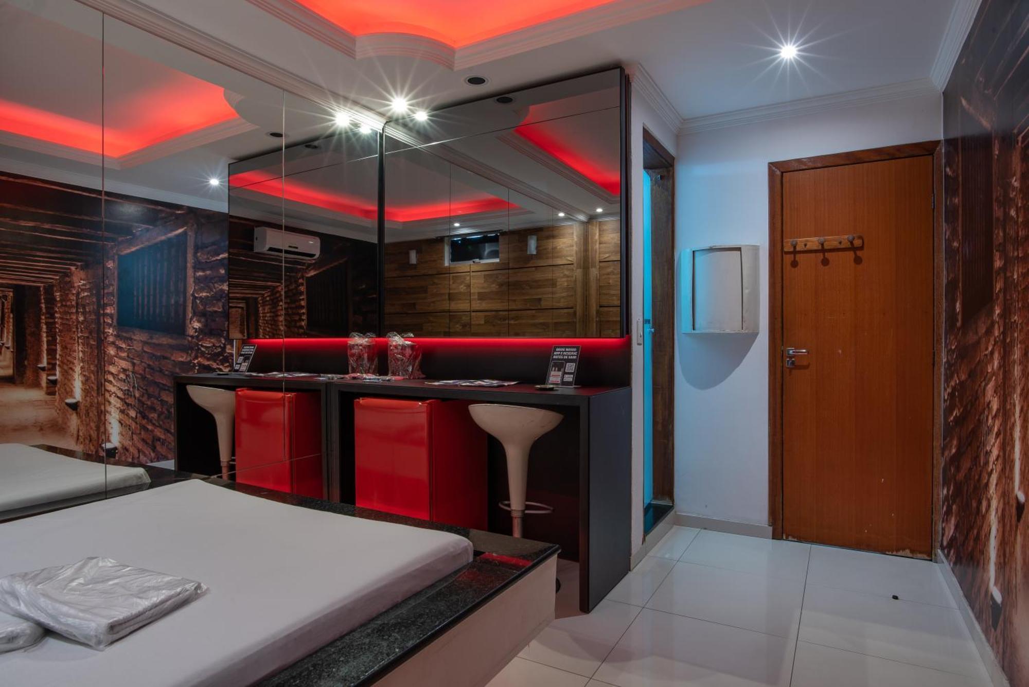 Motel Fantasy 2 (Adults Only) Contagem Ngoại thất bức ảnh