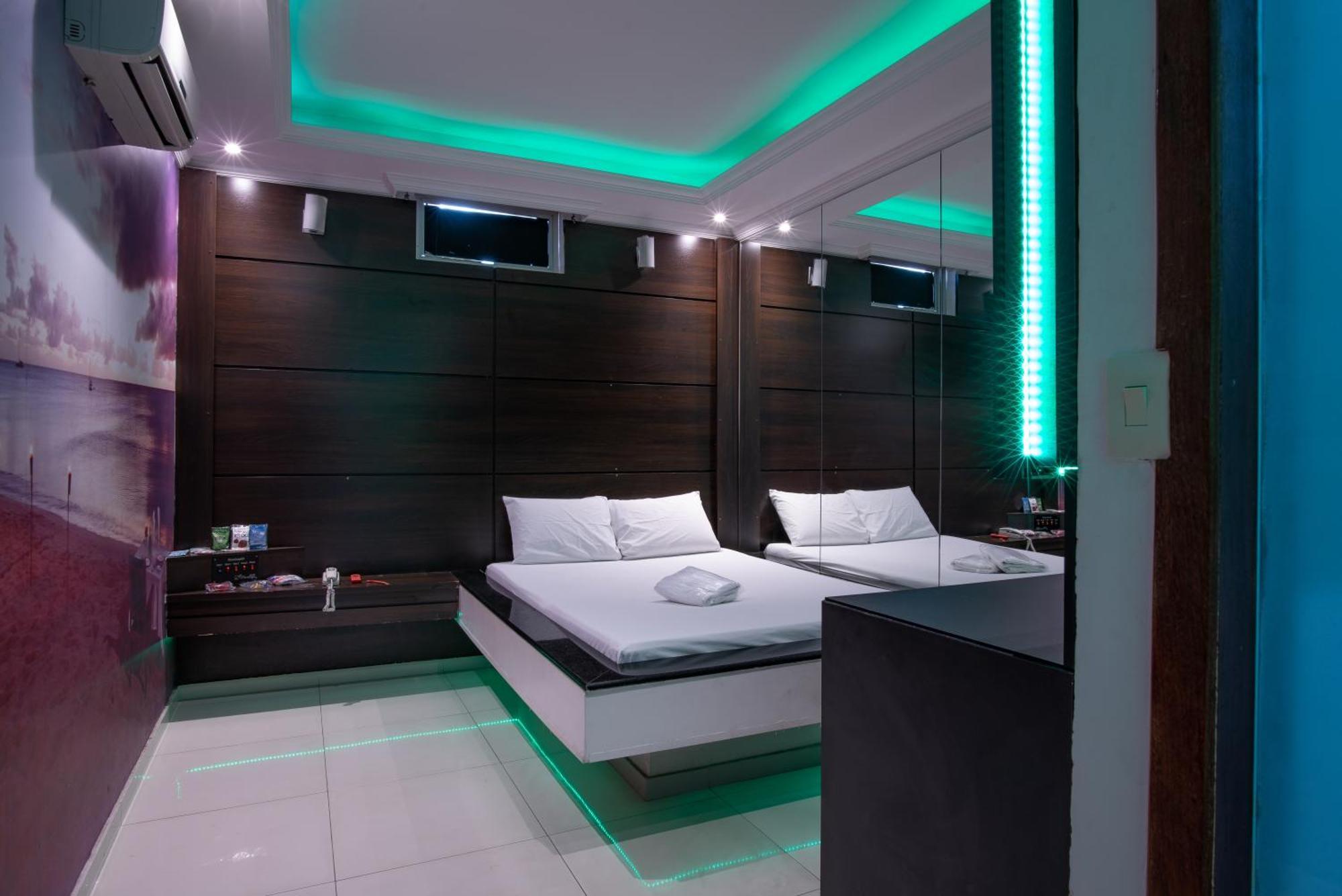 Motel Fantasy 2 (Adults Only) Contagem Ngoại thất bức ảnh