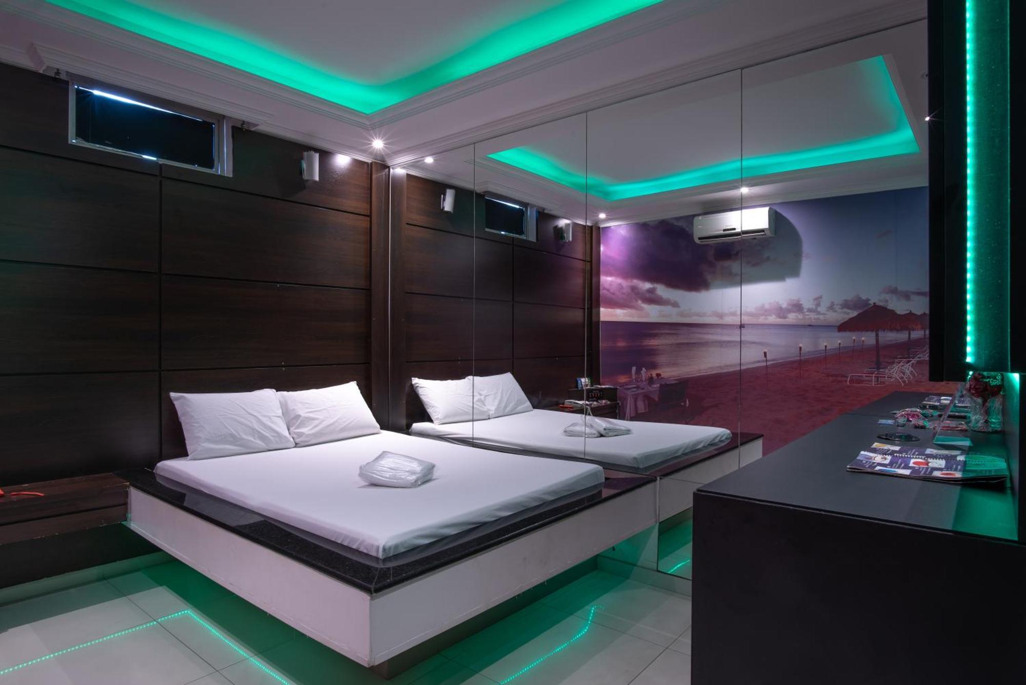 Motel Fantasy 2 (Adults Only) Contagem Ngoại thất bức ảnh