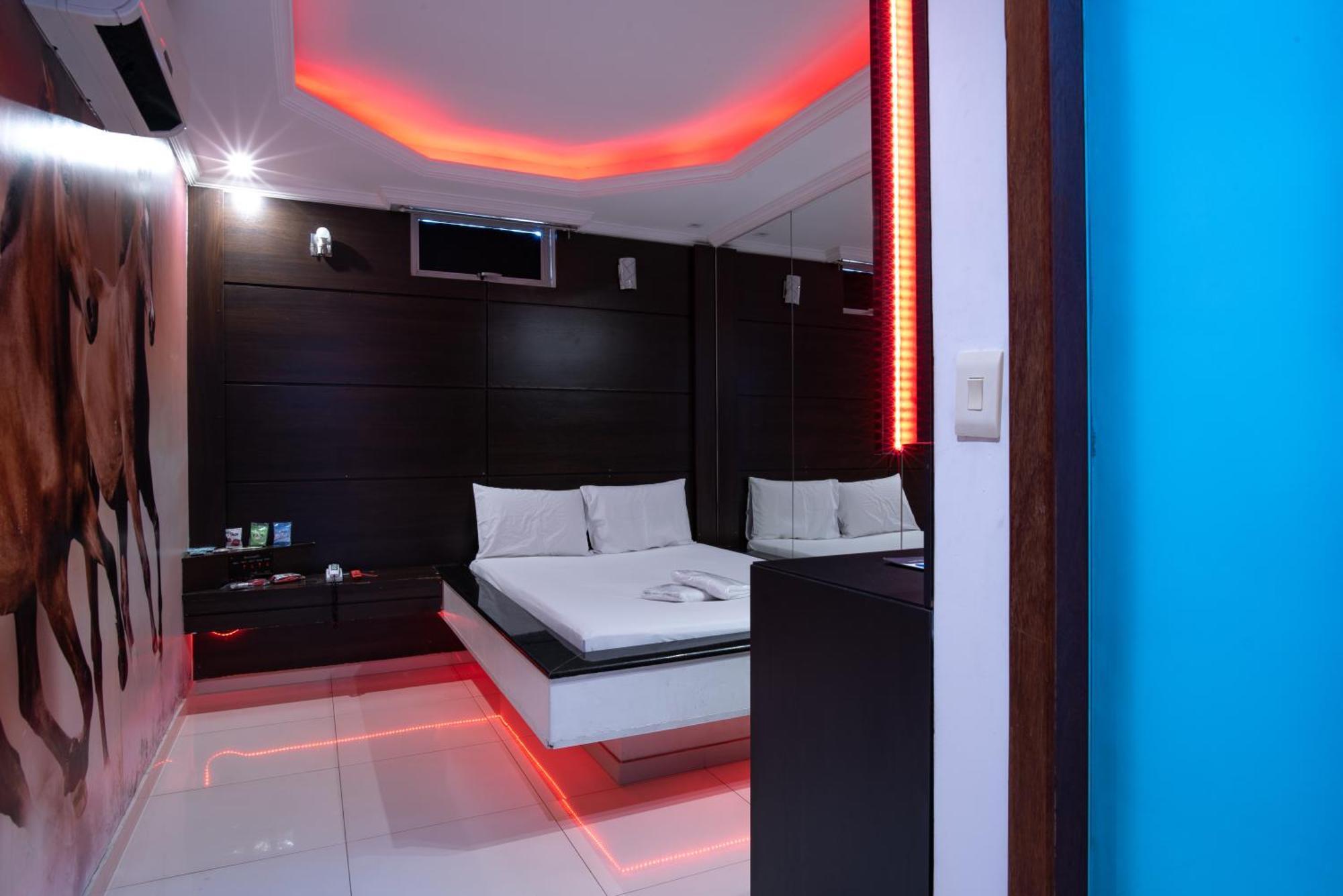 Motel Fantasy 2 (Adults Only) Contagem Ngoại thất bức ảnh