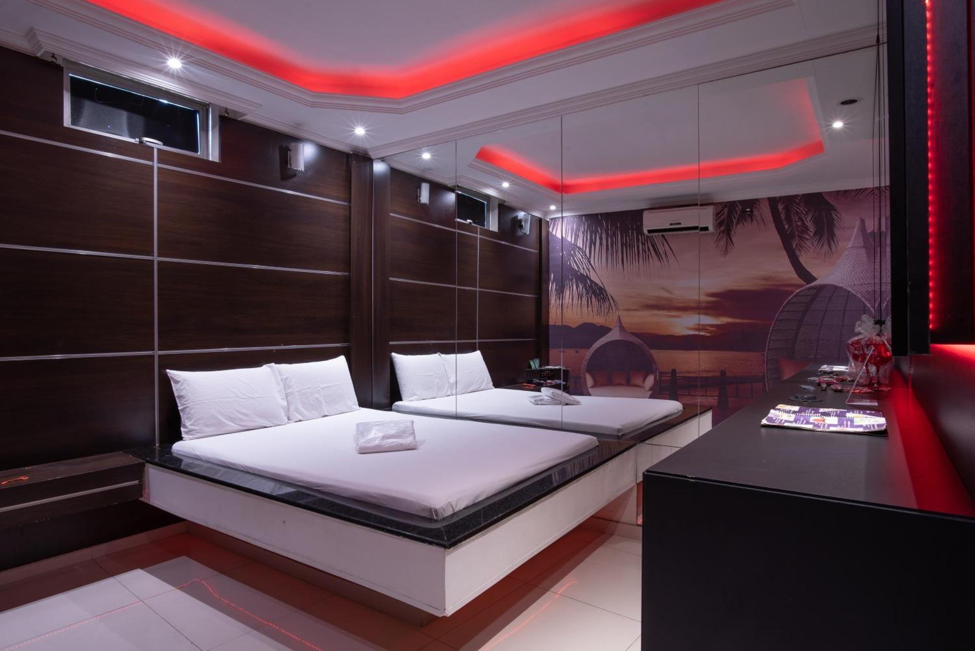 Motel Fantasy 2 (Adults Only) Contagem Ngoại thất bức ảnh