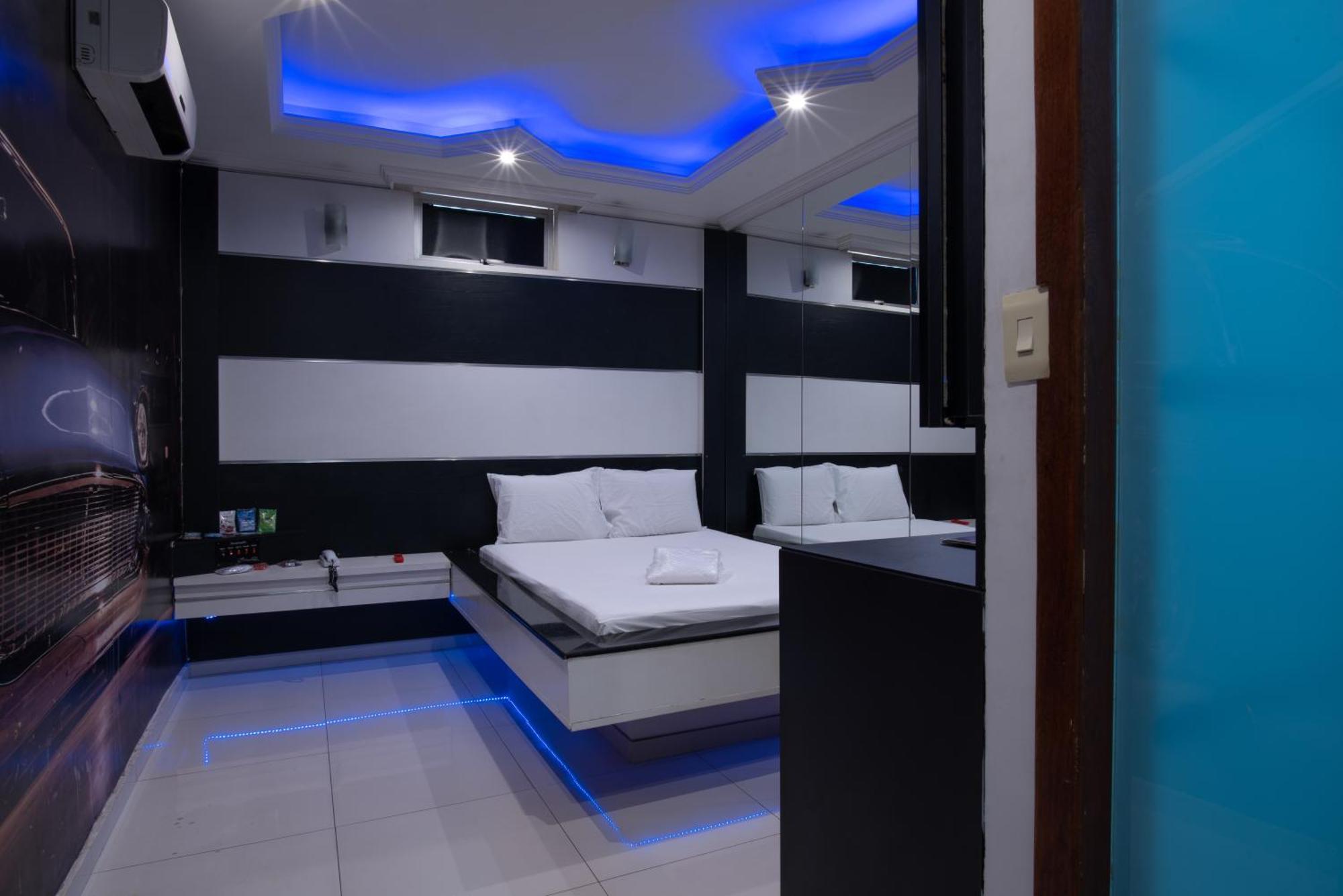 Motel Fantasy 2 (Adults Only) Contagem Ngoại thất bức ảnh