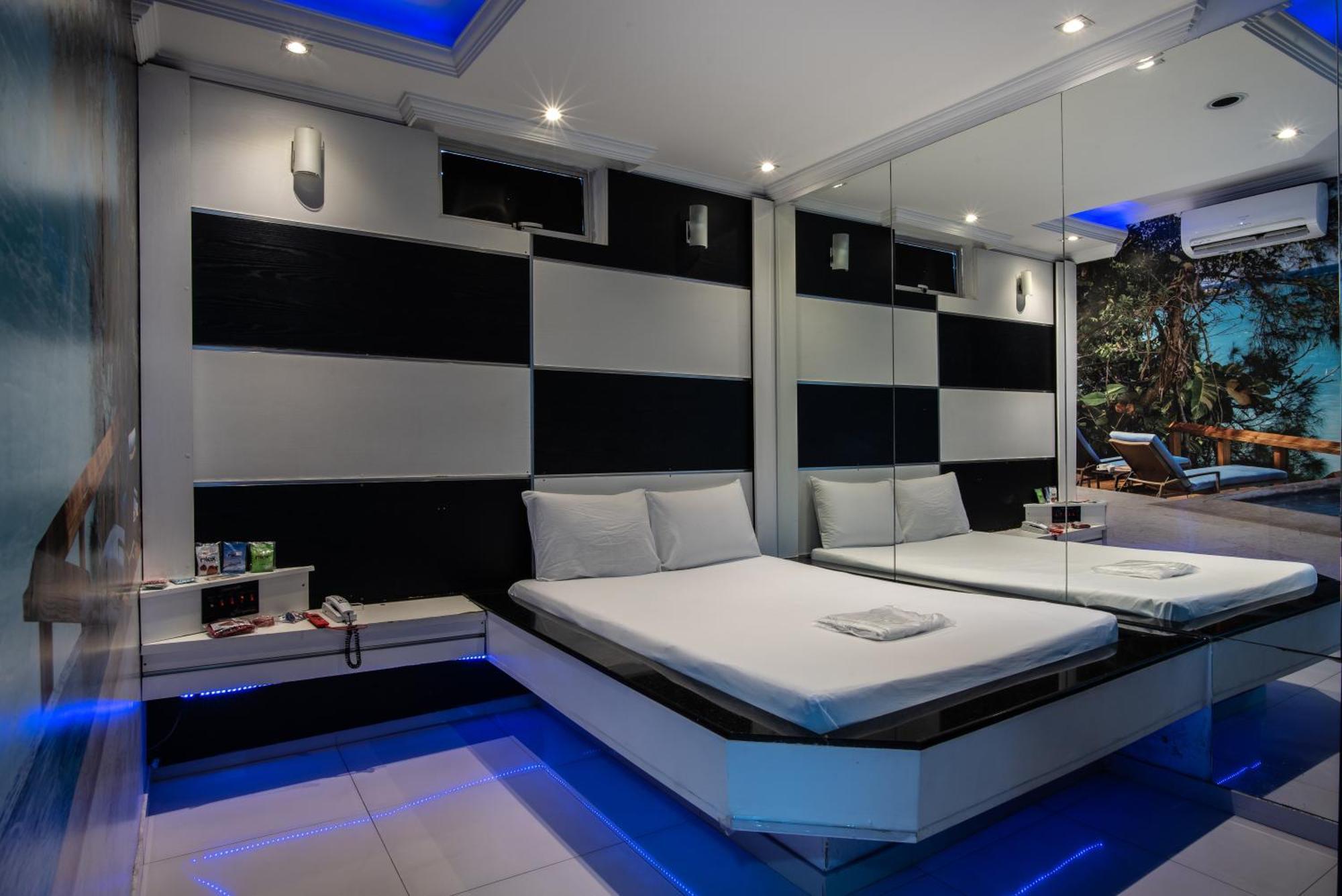 Motel Fantasy 2 (Adults Only) Contagem Ngoại thất bức ảnh