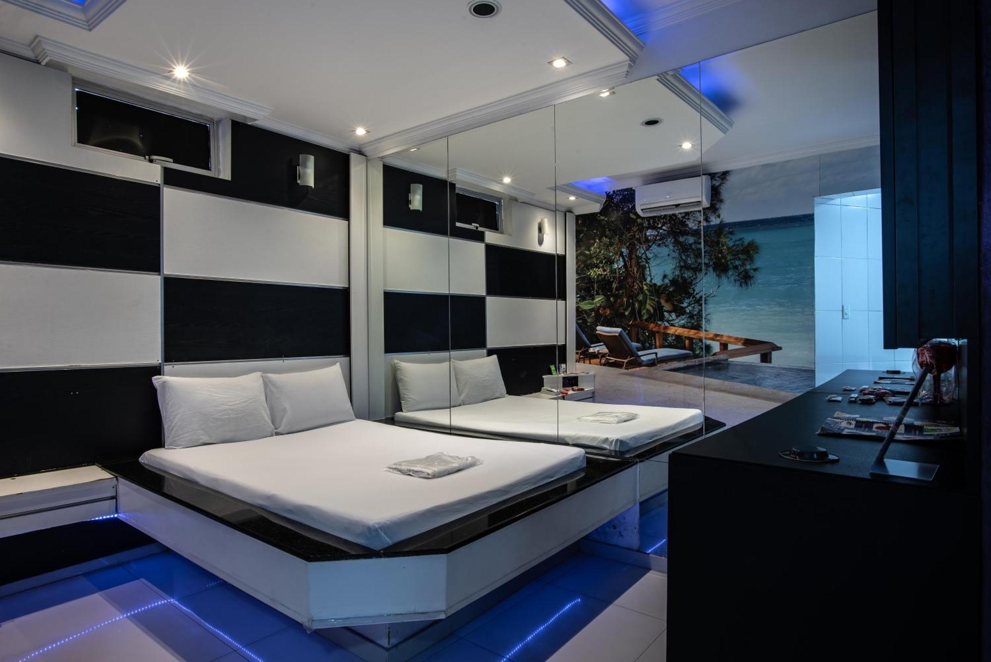 Motel Fantasy 2 (Adults Only) Contagem Ngoại thất bức ảnh