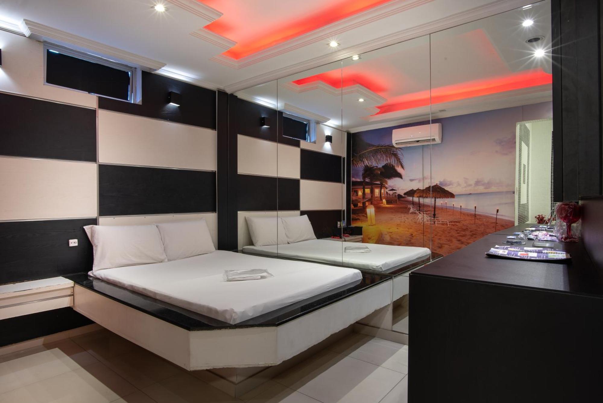 Motel Fantasy 2 (Adults Only) Contagem Ngoại thất bức ảnh